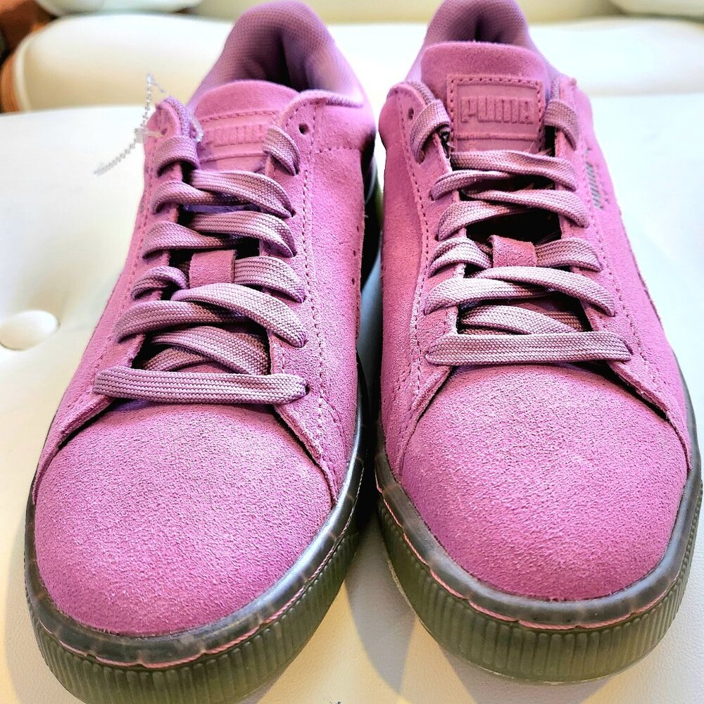 Brand NEW Shoes Sneakers Purple Puma Women SZ 5 366095 Suede